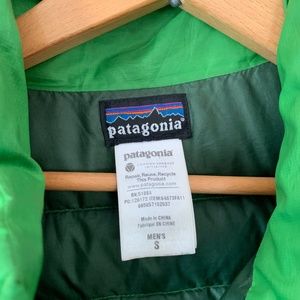 Patagonia Men's Small Down Vest Green